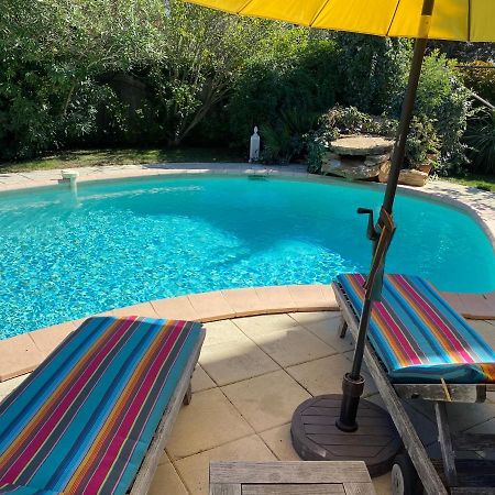 Studio Bord De Piscine Sérignan-du-Comtat Exteriör bild